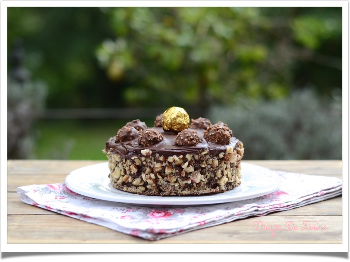 Gâteau aux Ferrero rochers4