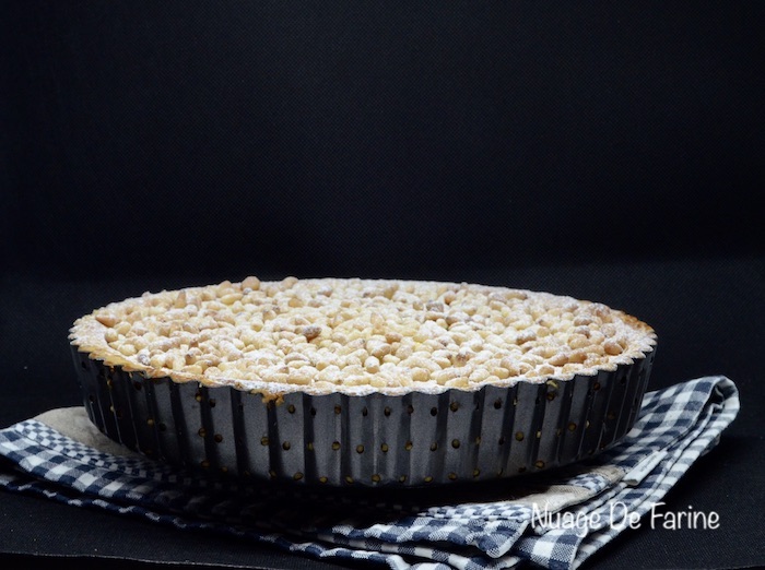 Torta della nonna – tarte à la crème et pignons de pin