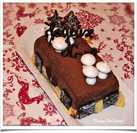 Bûche mousse chocolat noir et crème vanille