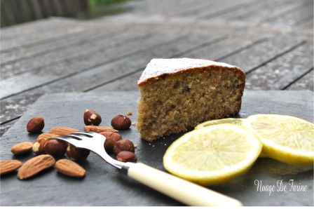 Gâteau citronné aux amandes et noisettes